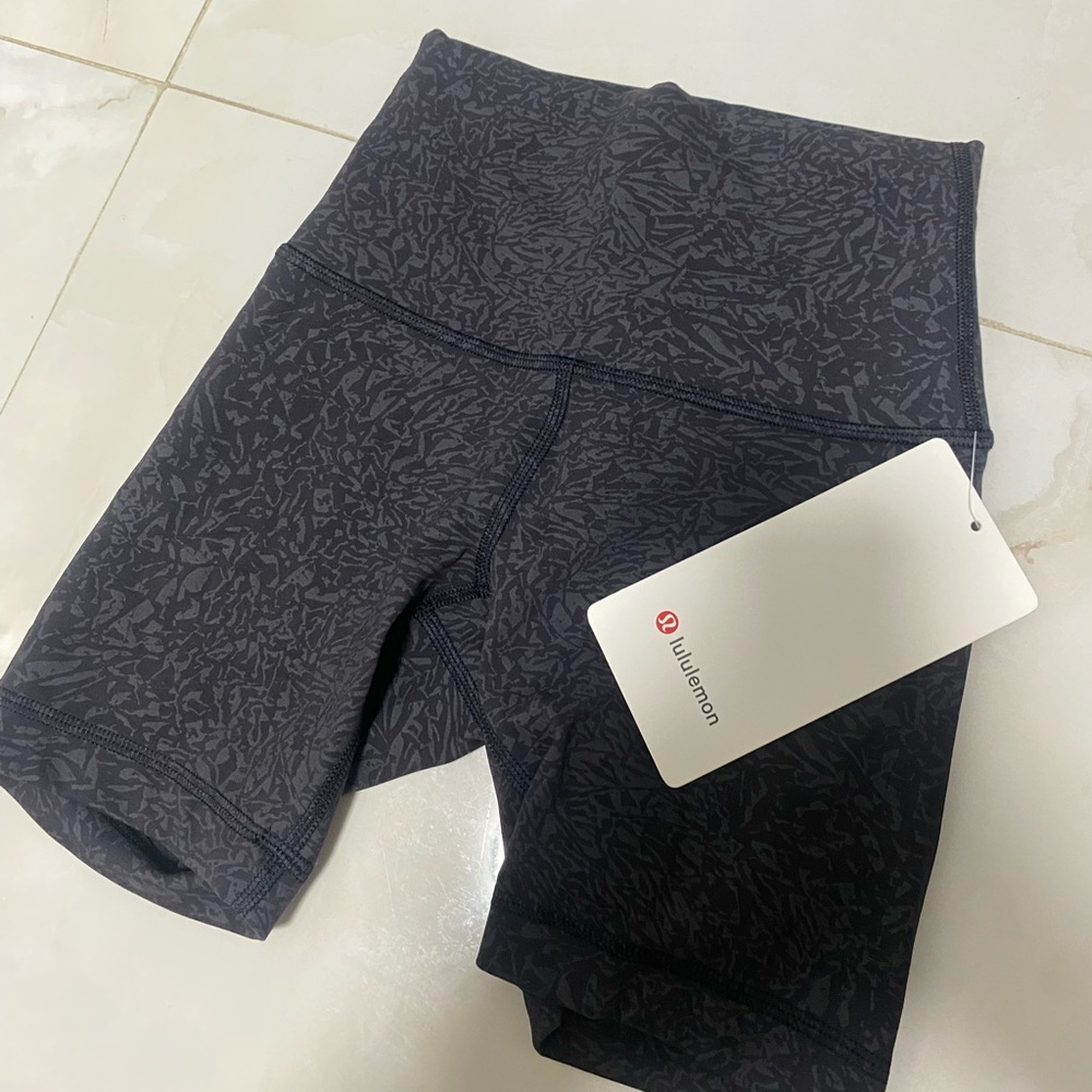 🌸Spring Sale NWT Lululemon biker shorts